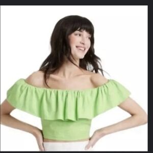 ❤️10/$30 New Off-Shoulder Green Ruffle Top Cropped